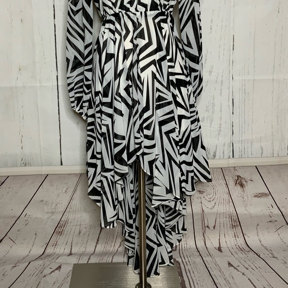 Kardashian Kollection - Picture 6 of 14